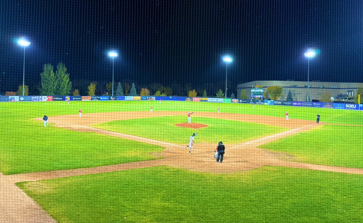 6️⃣ college coaches, Prep Baseball staff and several associate pro scouts in Saskatoon last week for <a href="/Goingyard1/">Going Yard Baseball</a>’s showcase/tourney.

Awesome what the 🐐s were able to pull off for their org + other teams.

📞 open line for unsigned seniors.

<a href="/PrepBaseballON/">Prep Baseball Ontario</a> | <a href="/PrepBaseballAB/">Prep Baseball Alberta</a>