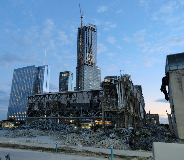 TheATX1's tweet photo. Here are some new convention center update photos from AustinInAustin at Skycraperpage. https://t.co/Dzy2sgfij7