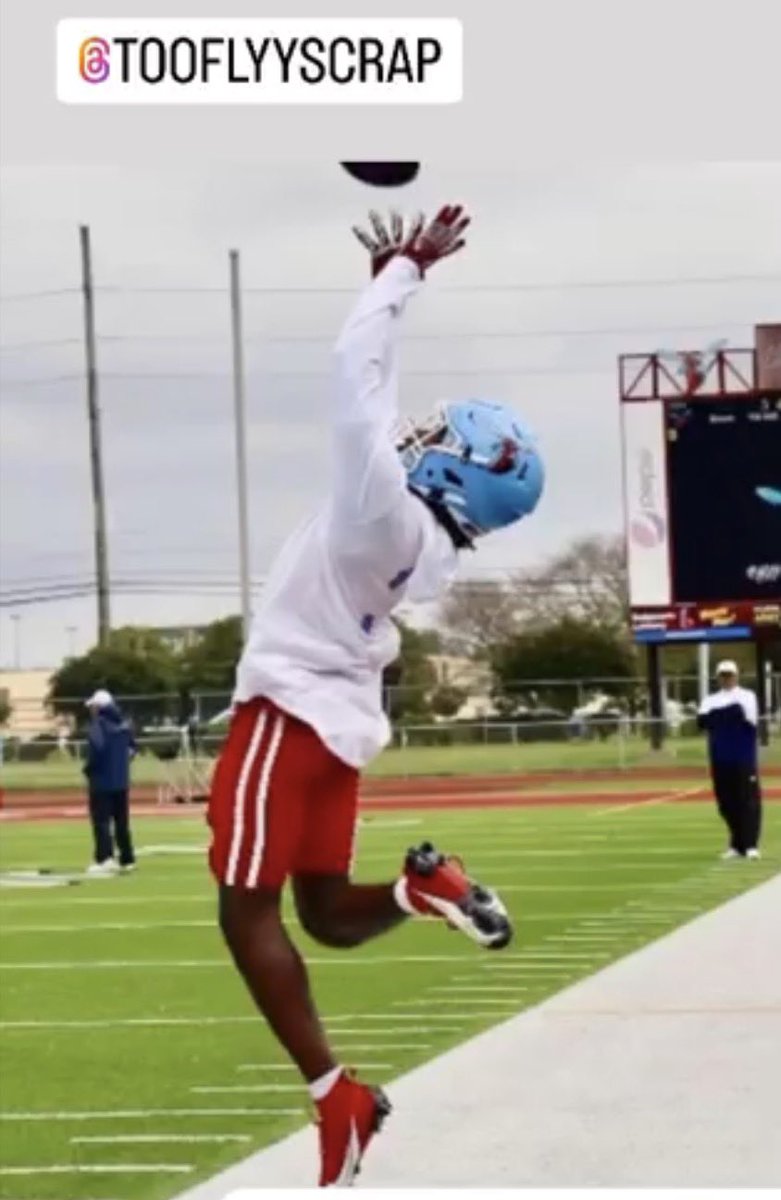 NikkiBJaxx417's tweet photo. Can’t wait to see our WR/RB/DB Return Specialist @ogscrappy back out there ballin again. 🏈🙌Where’s home? Bags packed. 🧳🎒🚙✈️
#GradTransfer #TransferPortal #D1Experience #HBCUGrad #NCAA #Leader #MultiSportATH #SMAC2MEAC #CollegeFootball
https://t.co/wKkMIdB3S1 https://t.co/SavdT8mxdI