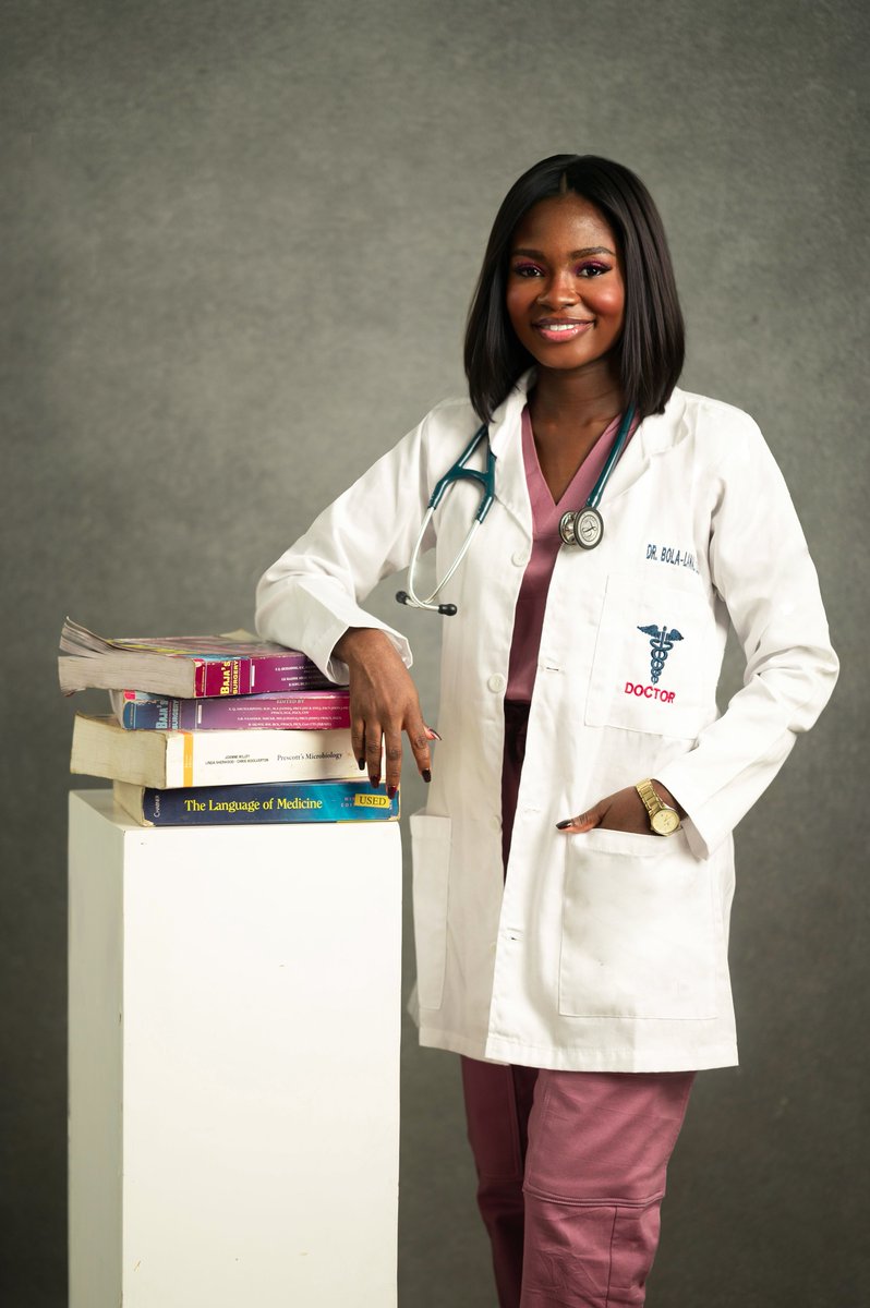 sharon_seyi tweet media