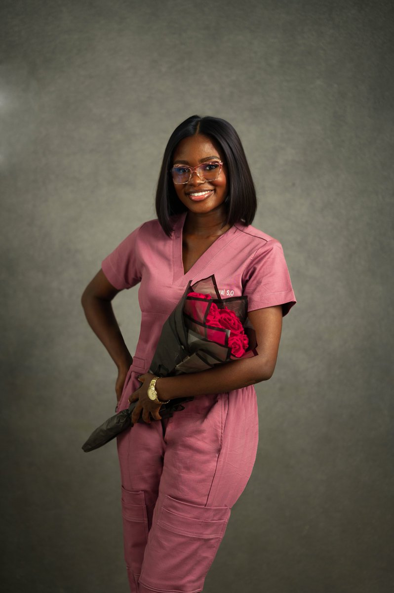 sharon_seyi tweet media