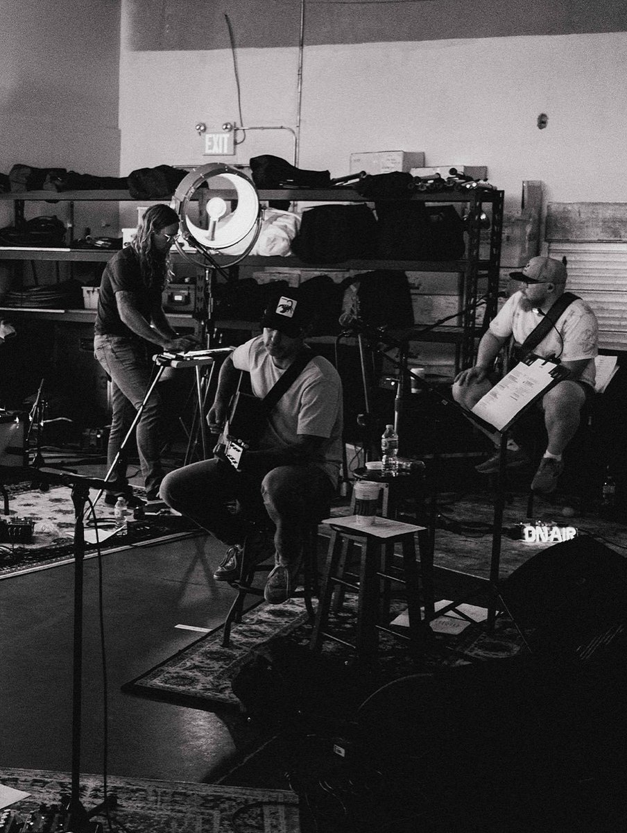 Dallas Smith tweet media