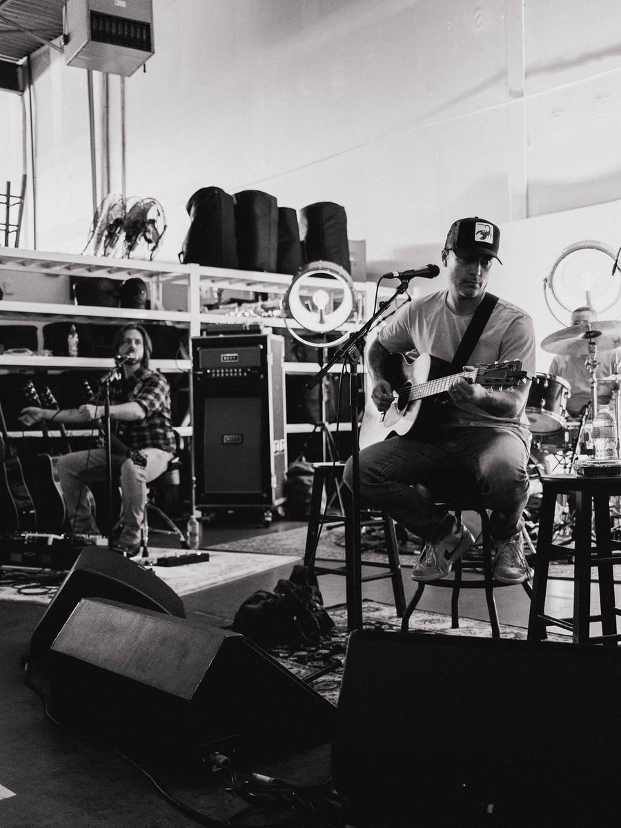 Dallas Smith tweet media