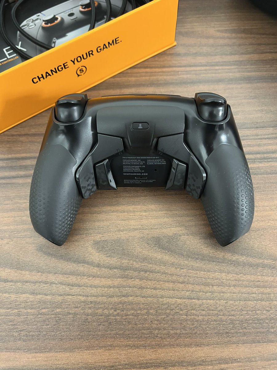 controllerlab_'s tweet image. ‼️Manette dispo en vente:
Scuf Reflex dernière génération équipé de Joysticks Hall Effect TMR calibré
Full options
Full set
La manette est en très bonne état (1 mois d’utilisation)
Prix:
240€ les frais de port sont inclus dans le prix
