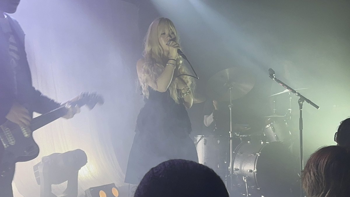 Wisp Singer Background chris (@slayydo) / Posts / X
