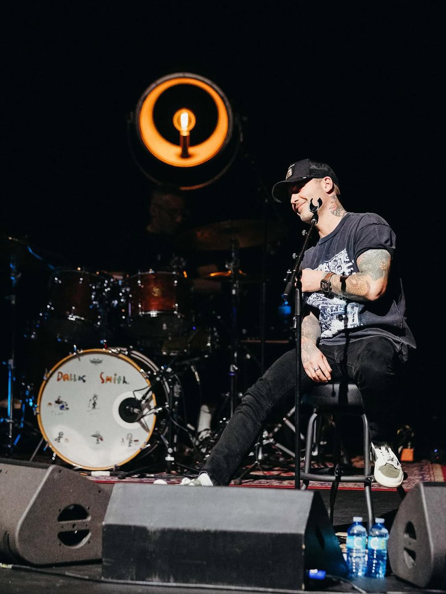 Dallas Smith tweet media