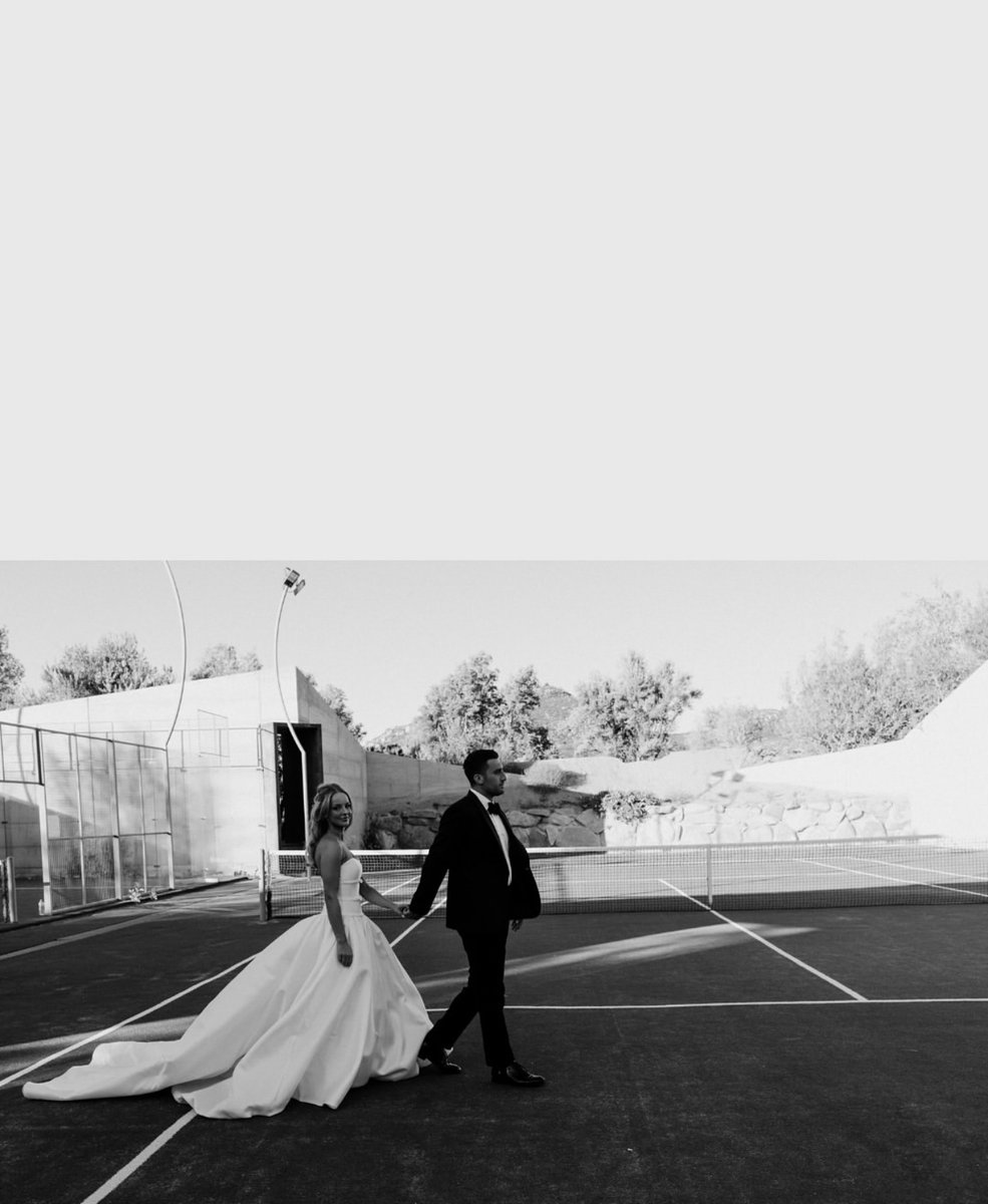 KEPRebels's tweet photo. Wedding Spotlight 💍

Big congrats to @liran.bacher &amp; @taryndale. The groom wore a classic and timeless custom black tuxedo that perfectly complemented his bride. 

📸 @agba.weddings
Planner: @rodrigomoram
Venue: @imanga.valle
Bridal Atelier: @markingramatelier https://t.co/9nznHLtyVw