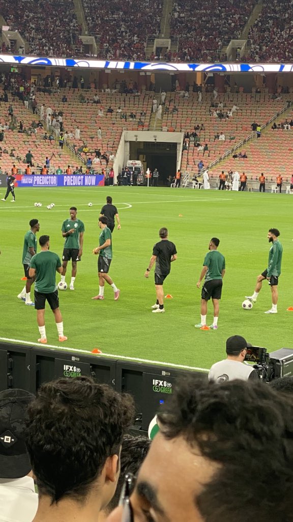 ناصر tweet media