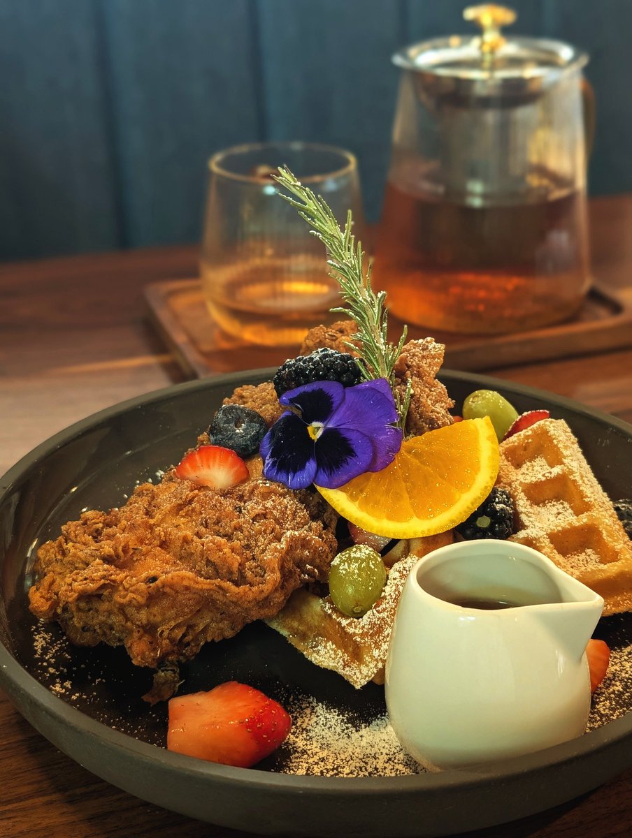 TangerineBlade tweet media