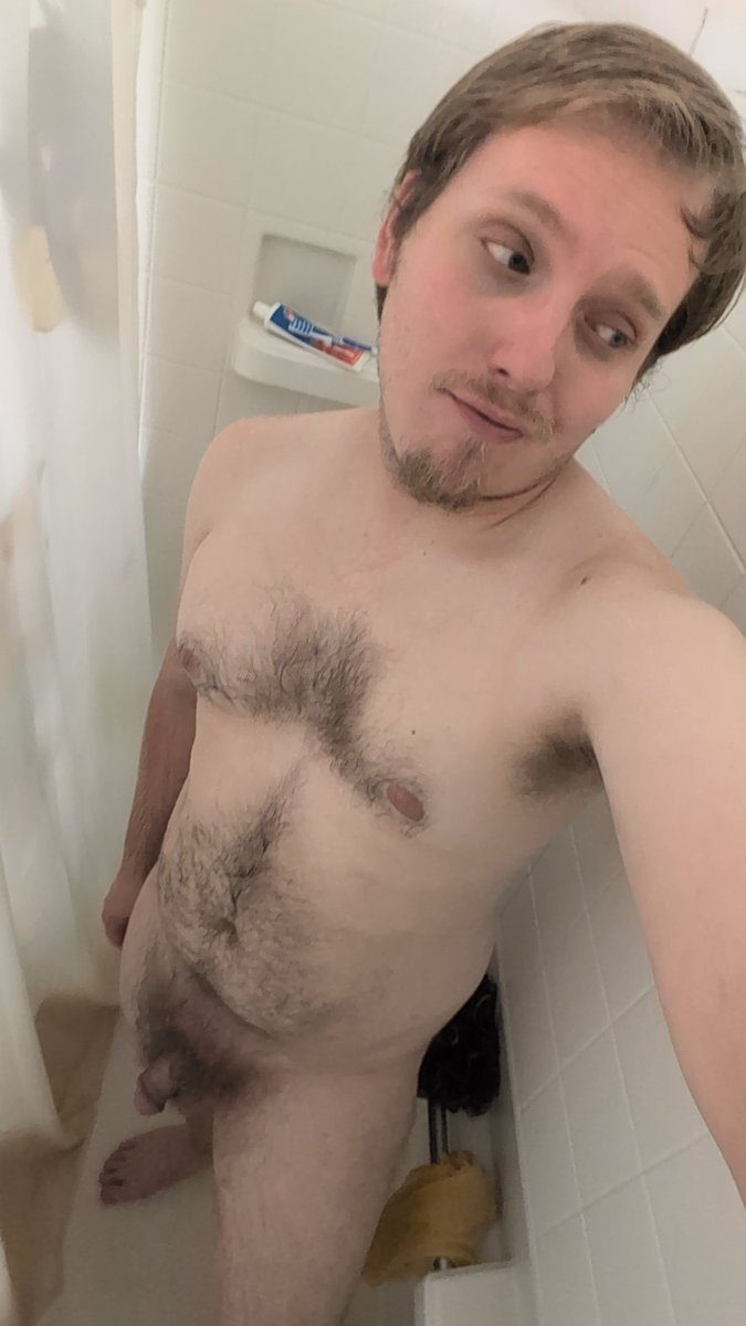 PatchrickPlayX's tweet photo. Whos joining my shower?
#shower #nsfw #gay #hairy https://t.co/XXQB3vkFVD