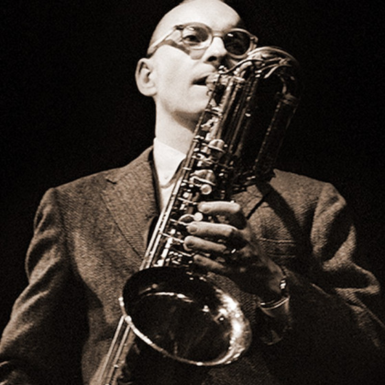 CLETimeRecords's tweet photo. Hard bop baritone saxophonist “Pepper” Adams (October 8, 1930 – September 10, 1986) became a founding member of the famed Thad Jones/Mel Lewis band with whom he performed for over a decade before embarking on his own solo career

#pepperadams #saxophone #jazz https://t.co/5KtAclR6O3