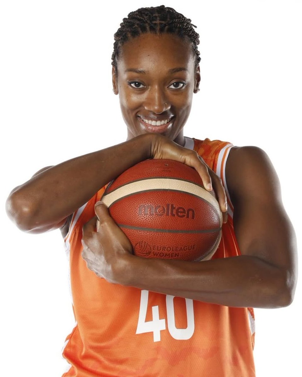 KAYLA ALEXANDER 🆚️ Olympiacos

23 PUNTOS
10 REBOTES
2 ROBOS 
3O DE EFICIENCIA