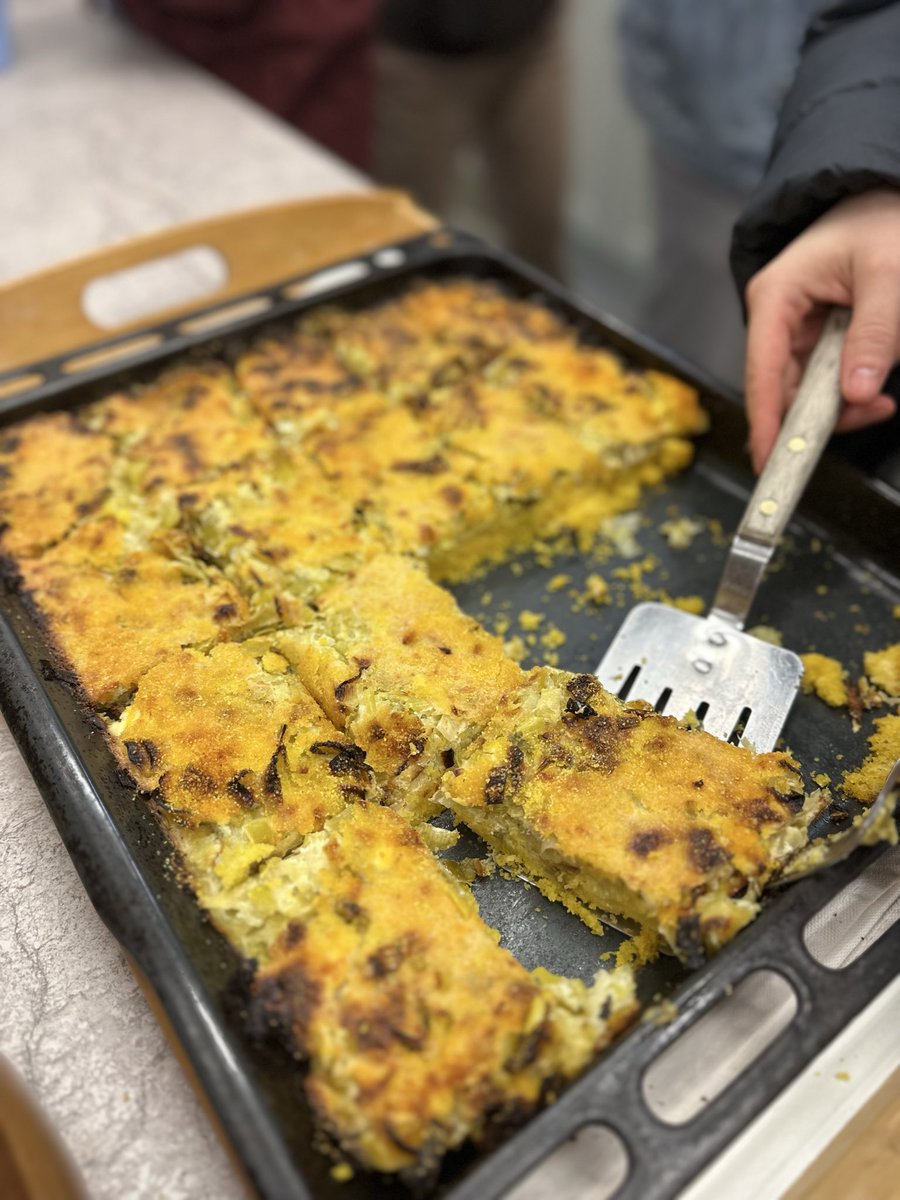 BCPP__'s tweet image. A truly blessed day. Sharing delicious homemade food with friends old and new. #welcomethestranger #catholiceducation