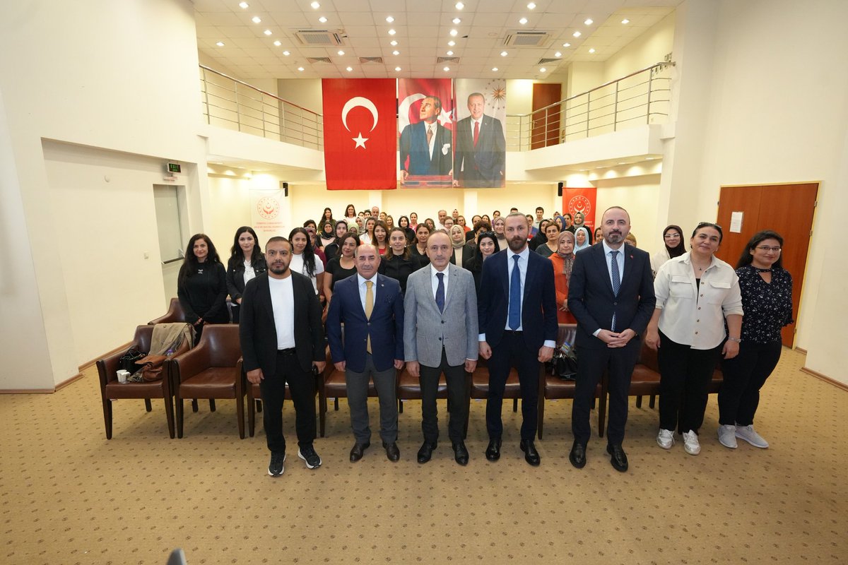 ANTALYA’DAYIZ…

Antalya’da gerçekleştirdiğimiz çalışma ziyaretleri kapsamında, Akdeniz Üniversitesi Rektörü Prof. Dr. Özlenen Özkan ile bir araya gelerek üniversite bünyesinde görev yapan sağlık işçisi üyelerimizin yeni dönem toplu iş sözleşmesi ve çalışma koşullarına ilişkin