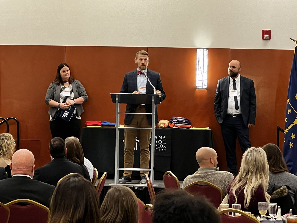 dodd_austin's tweet photo. I’m celebrating the start of my 5th year with @IPSSchools! On Monday, the #PostsecondaryReadiness team gathered to share stories about our first year - we covered everything from COVID, staff who were celebrated for state-wide recognition, citizenships and more! #IPSMilestoneWeek https://t.co/7l7DhKxjGr