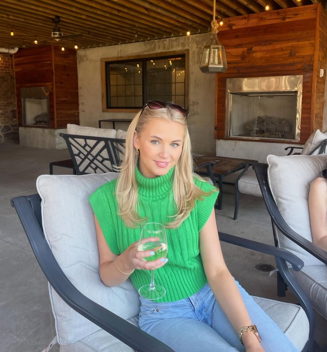 emilanderson547's tweet photo. Feeling lucky ✨
#interracialdating #single #usasingle🇺🇸 #whitemen #blackmen #dating #whitesingles #blacksingles #SingleAndFun #SingleAndMingle #SINGLESONLY https://t.co/XQJW5q29Hq
