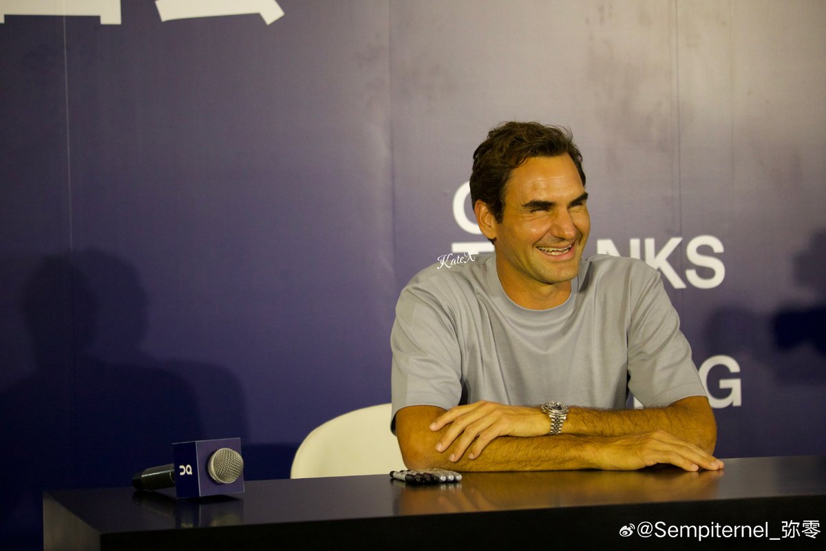 norinchi_df's tweet photo. I missed his smile😊 Roger Federer #Smilerer #Shanghai https://t.co/6kVYHSFfL9