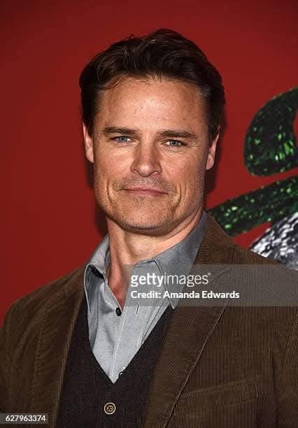 barbaravitali2's tweet photo. Happy Birthday @DylanNealStudio October 8,1969 #FiftyShadesOfGrey #BoldAndBeautiful #CedarCove #Arrow #GourmetDetective #DylanNeal https://t.co/nPsgMcCe40