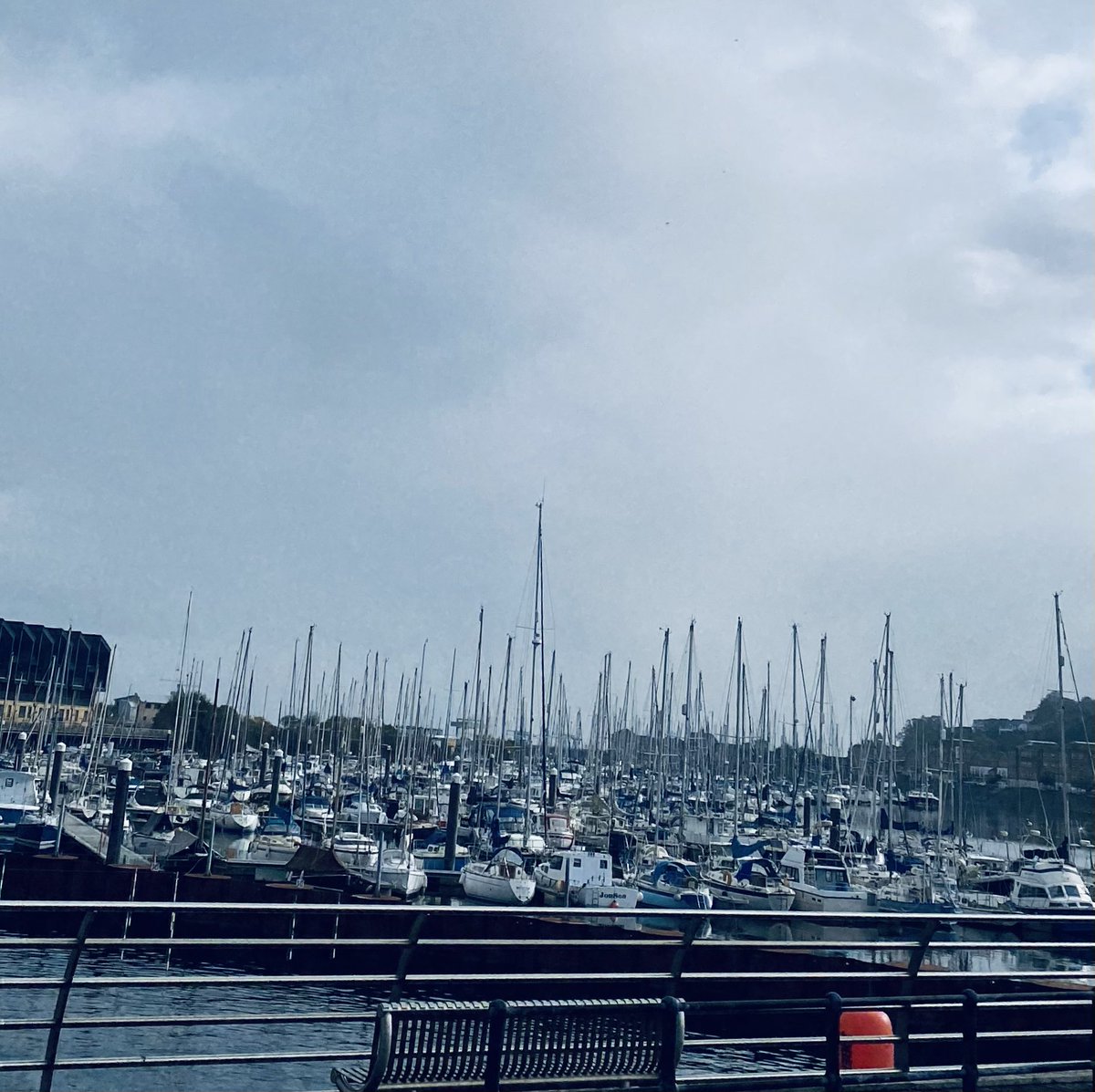 Juggling_Words's tweet image. Overcast meander at one of the marinas in Cardiff Bay. ⛴️ 

Spotted a local Fire &amp;amp; Rescue team practise saving a ‘drowning’ person in distress &amp;amp; a flooded car ‘crashed’ into the White Water Centre. 🌊 

Looked out for Dexter’s Slice of Life…🩸 

#ADayInTheLife #RandomShots 📸