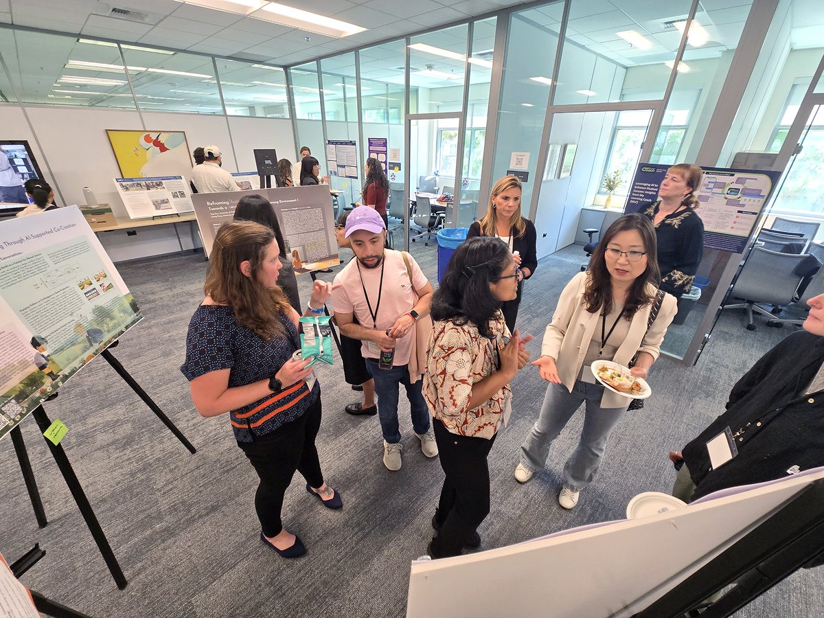 TheCLAlliance's tweet image. 🌟 CLL&apos;s Oct 5&apos;s #ConnectedLearning2025 In-Person event. Thrilled to feature 9 showcases and 6 research papers from our community! Connected with folks at NYU, UC Berkeley, USU, and MIT and viewed the keynotes + plenaries.

📸 Thanks to Julie Herrick and @mizuko for the photos!