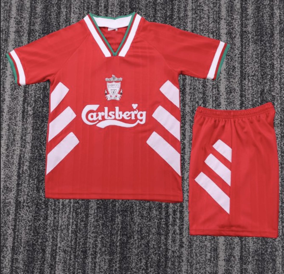 FKit202512323's tweet image. Available To order now
More items available
If interested get in touch