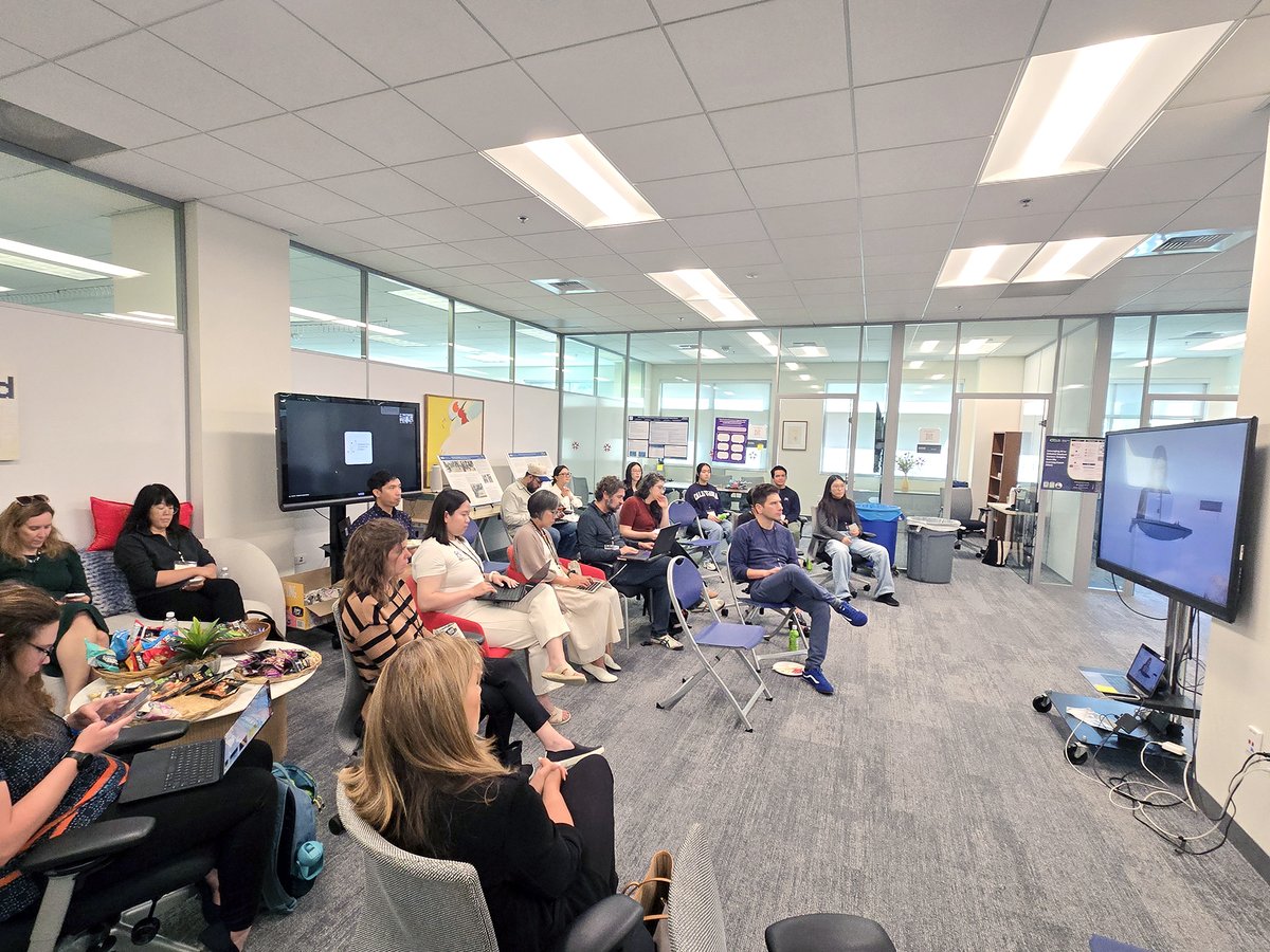 TheCLAlliance's tweet image. 🌟 CLL&apos;s Oct 5&apos;s #ConnectedLearning2025 In-Person event. Thrilled to feature 9 showcases and 6 research papers from our community! Connected with folks at NYU, UC Berkeley, USU, and MIT and viewed the keynotes + plenaries.

📸 Thanks to Julie Herrick and @mizuko for the photos!