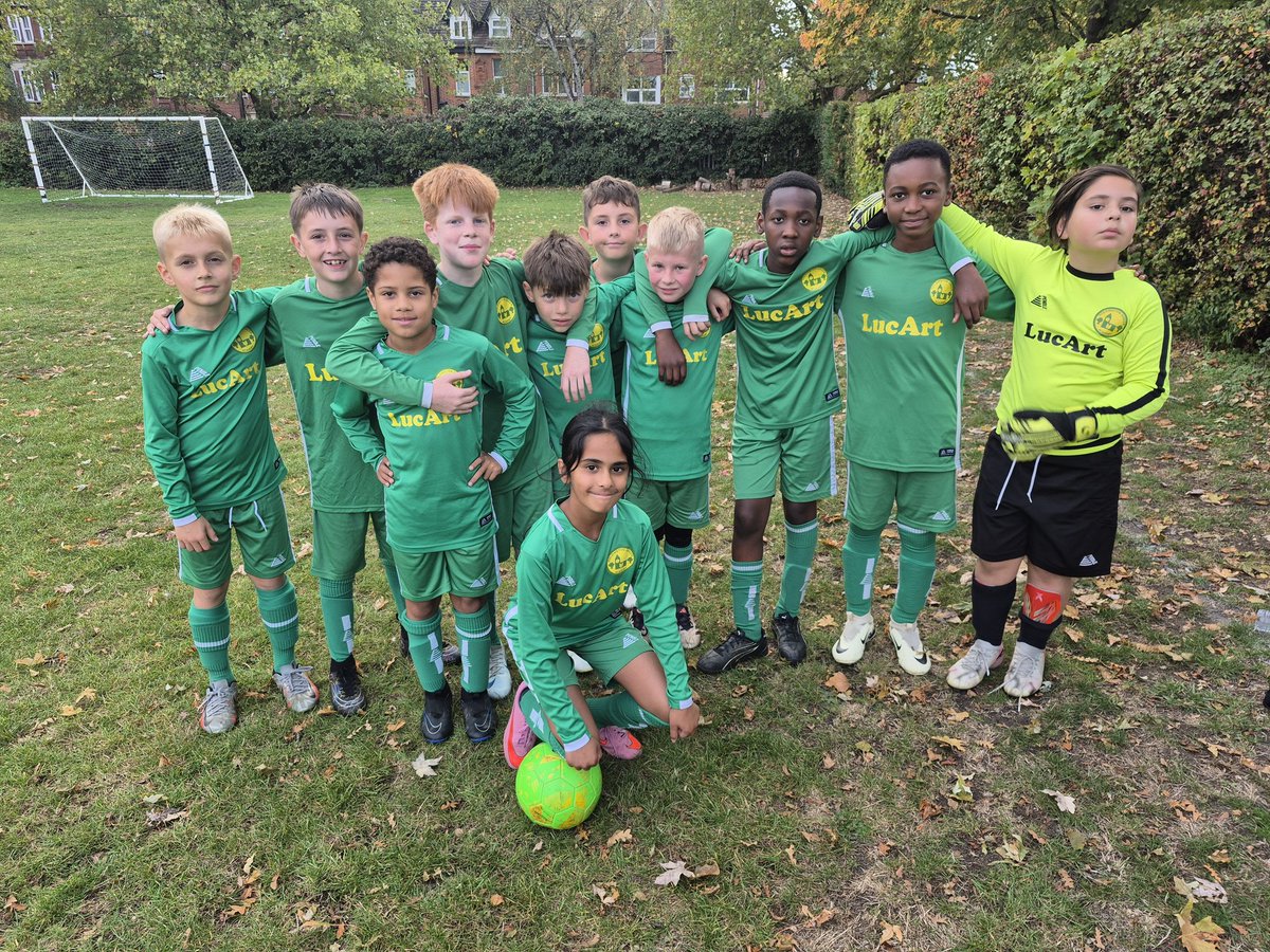 Well done to our yr 5 football team after a well earned and enjoyable 5-1 win against Livingstone Primary 👏👏 our goals from Roman x2, David, Maya &amp; Brian 👏👏  Congratulations to Maya, GGA player of match 👏