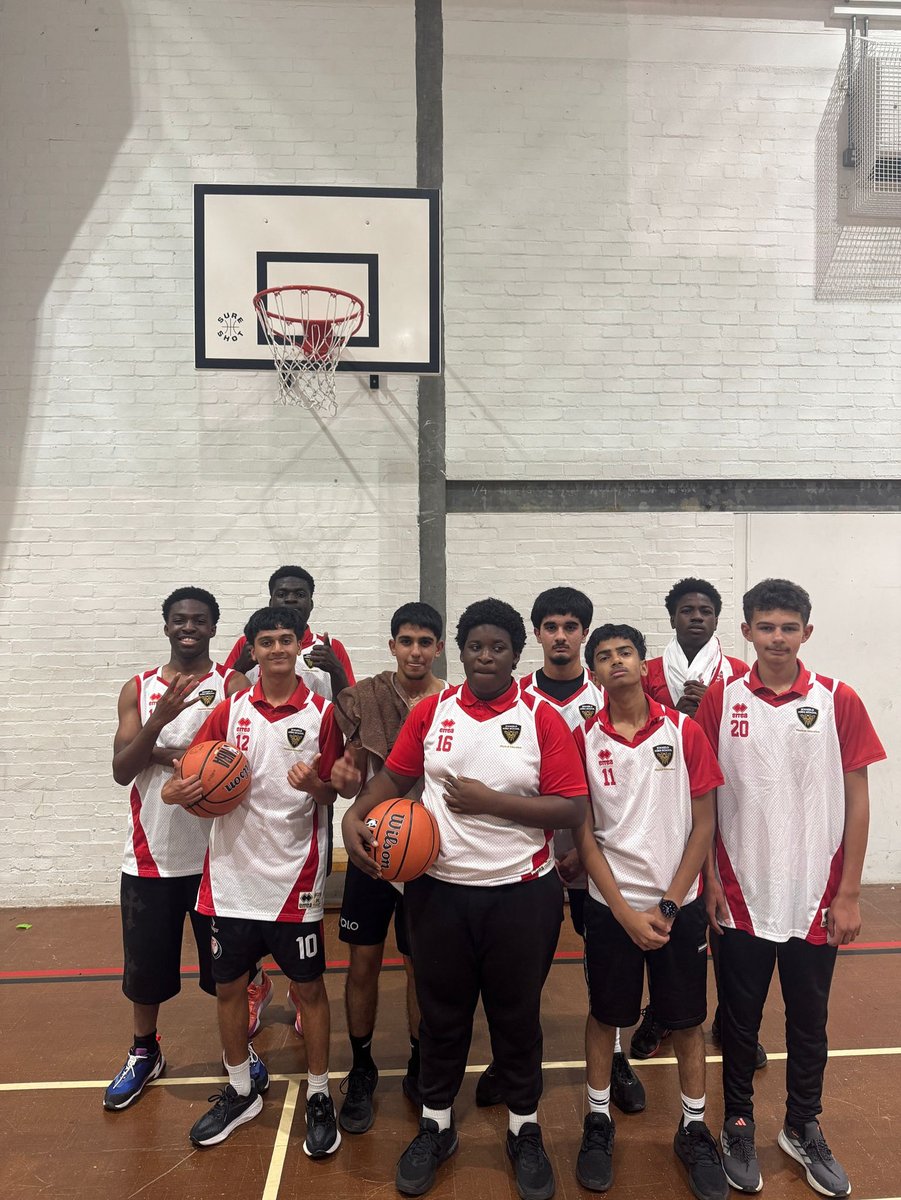 Fantastic come back from our u16 boys to draw in overtime with Challney in basketball! Fantastic match full of brilliant performances from the students! 🏀 #schoolbasketball #providingopportunities