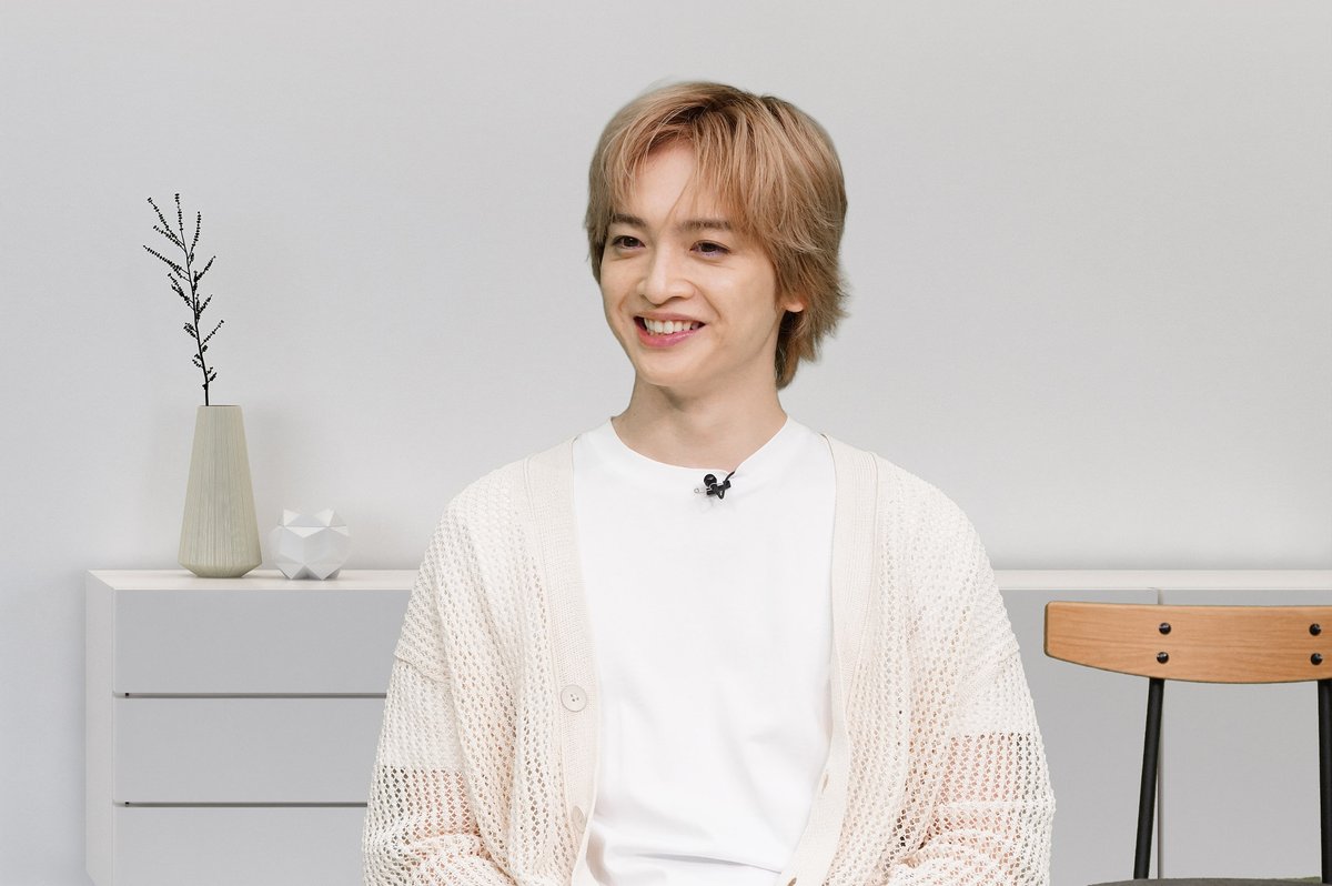 tx_m_capsule's tweet image. 🎧10/9 初回ゲスト
#玉森裕太(Kis-My-Ft2) さん
￣￣￣￣￣￣￣￣￣￣￣￣￣
玉森さんの&quot;人生の推しソング&quot;を深掘ります♪

そして、なぜか楽屋挨拶再現も⁉︎
親しい２人ならではのトーク満載です！

#ミュージックカプセル 
#KingandPrince #永瀬廉 
今日深夜2時5分(26:05) 放送🎶