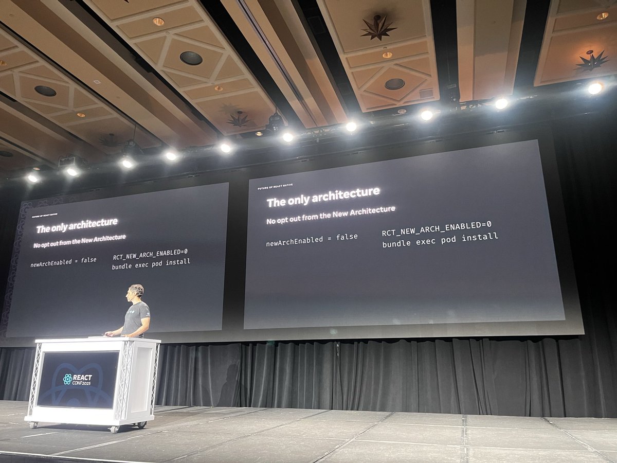 WoLewicki's tweet image. The New Architecture is THE Architecture from now on! #reactconf