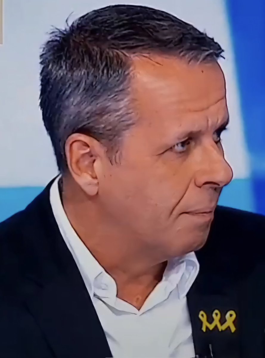 MichaelTsioni's tweet photo. לרונן אכפת מהחטופים יותר מכם,
יש לו 3 סיכות. https://t.co/2tNiRlgb3a