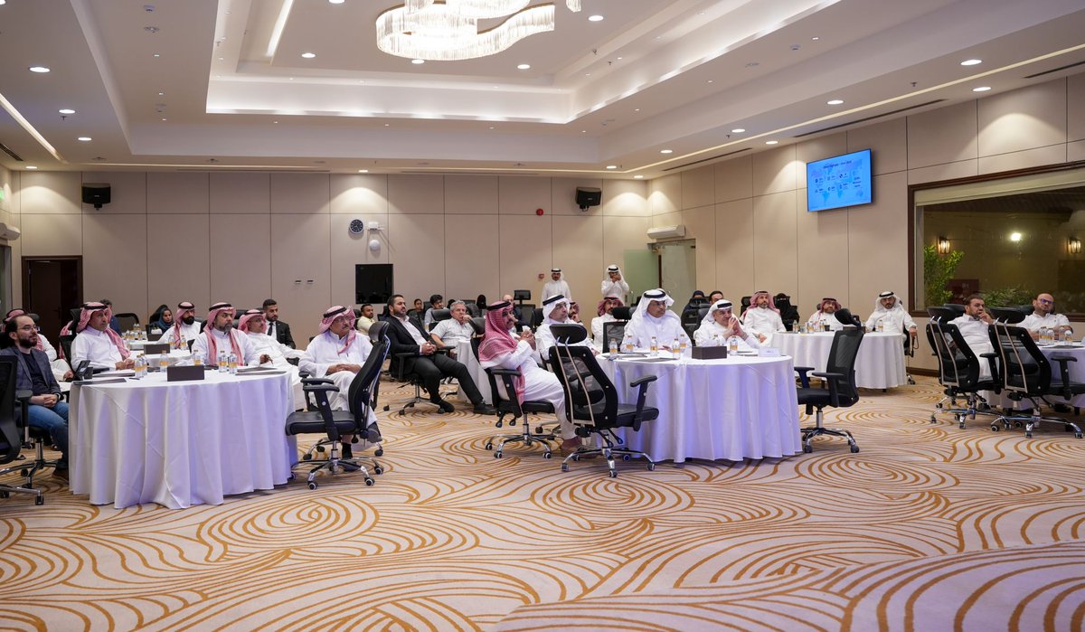 لقطات من فعالية إطلاق القدرات الرقمية الخارقة: كيف نحوّل بشكل أفضل بالذكاء الاصطناعي وما بعده، استضافتها #ميجا_جروب في الرياض.
مشاهد تلخص النقاشات الملهمة حول مستقبل التحول الرقمي والذكاء الاصطناعي
#التحول_الرقمي #الذكاء_الاصطناعي #رؤية_السعودية_2030