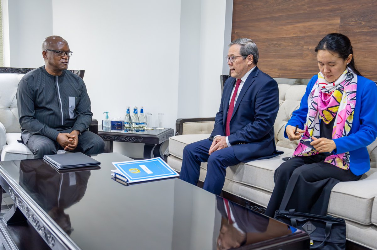 Today, Hon Minister of Defence, J Marizamunda, received H.E Sadykov Barlybay, Ambassador of Kazakhstan to Rwanda. They discussed matters of mutual interest and explored ways to strengthen Defence cooperation between the two countries.