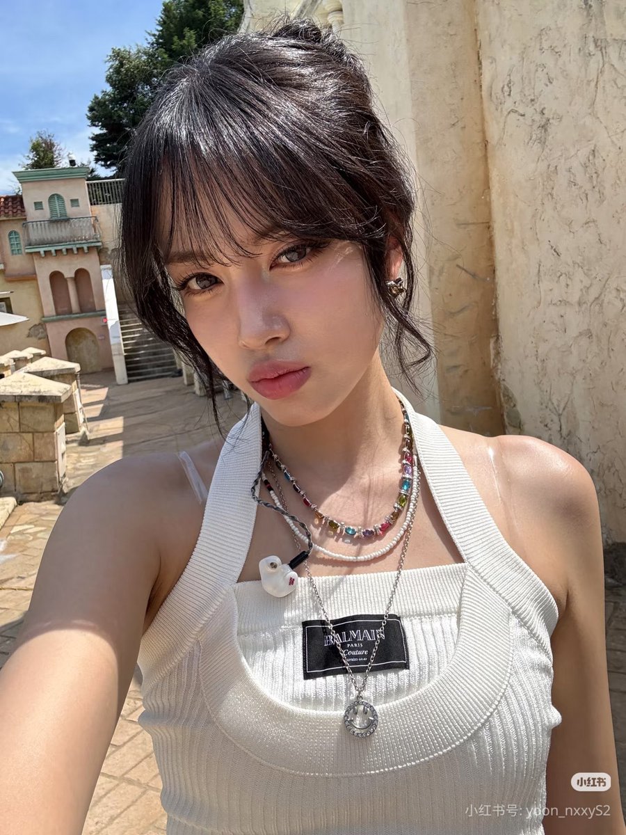 jayoonw's tweet photo. My very first post on 𝗥͟𝗲͟𝗱͟𝗡͟𝗼͟𝘁͟𝗲! Let’s make this space for lots of fun and interaction too! Please take good care of me from now on! ❤︎ https://t.co/wRkNAF3WfZ