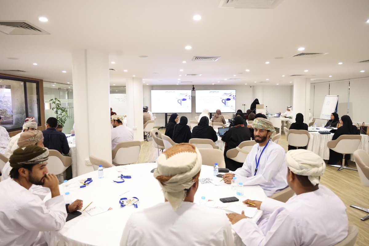 gccip_tc's tweet photo. قدّمت البرنامج المهندسة ندى العنزي، فاحص موضوعي لبراءات الاختراع بوزارة التجارة والصناعة في دولة الكويت، وذلك ضمن خطة المركز المستمرة لتطوير القدرات الخليجية في مجالات الملكية الفكرية . https://t.co/lEoSRr3KYu
