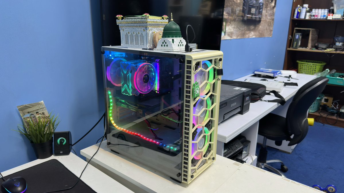 توني اتذكر اصور عيد ميلاد الـPC السادس طاف عليه 7 شهور

مادري ليش الواجهة صارت صفرة واجد