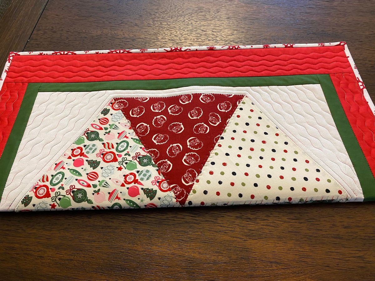 angelhw1956's tweet image. Quilted Christmas  Table Topper tuppu.net/7c6c8600 #TeaTimeQuiltsnMore #Etsy #TableTopper