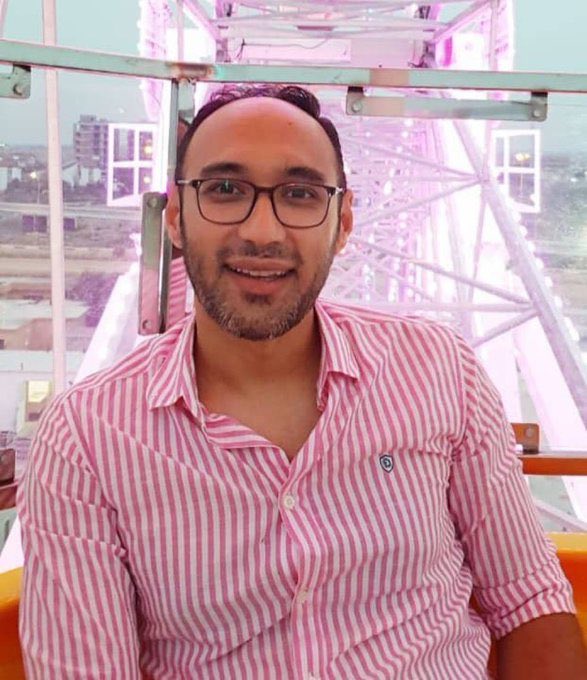 اینا واسه طناب دارشون دارن دنبال گردن میگردن 
صدای #امیرحسین_موسوی باشیم