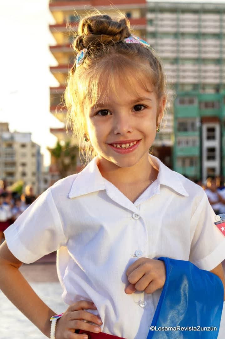 Mañana hermosa, de profundas conmemoraciones y hechos
La remembranza al #Che🇨🇺, al hombre extraordinario cuya vida fue la más alta expresión de altruismo 
Las emociones de miles de pioneros que recibieron sus pañoletas en acto de iniciación a la #OPJMCuba
Orgullo de #CubaMined