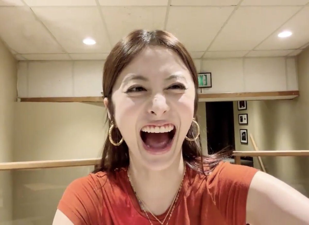 kpop_23112's tweet photo. [[20251008]]
飛躍する年になりますように🤘☆彡
#birthday_girl_yunjin
#yunjin https://t.co/Oel0ugaiBO