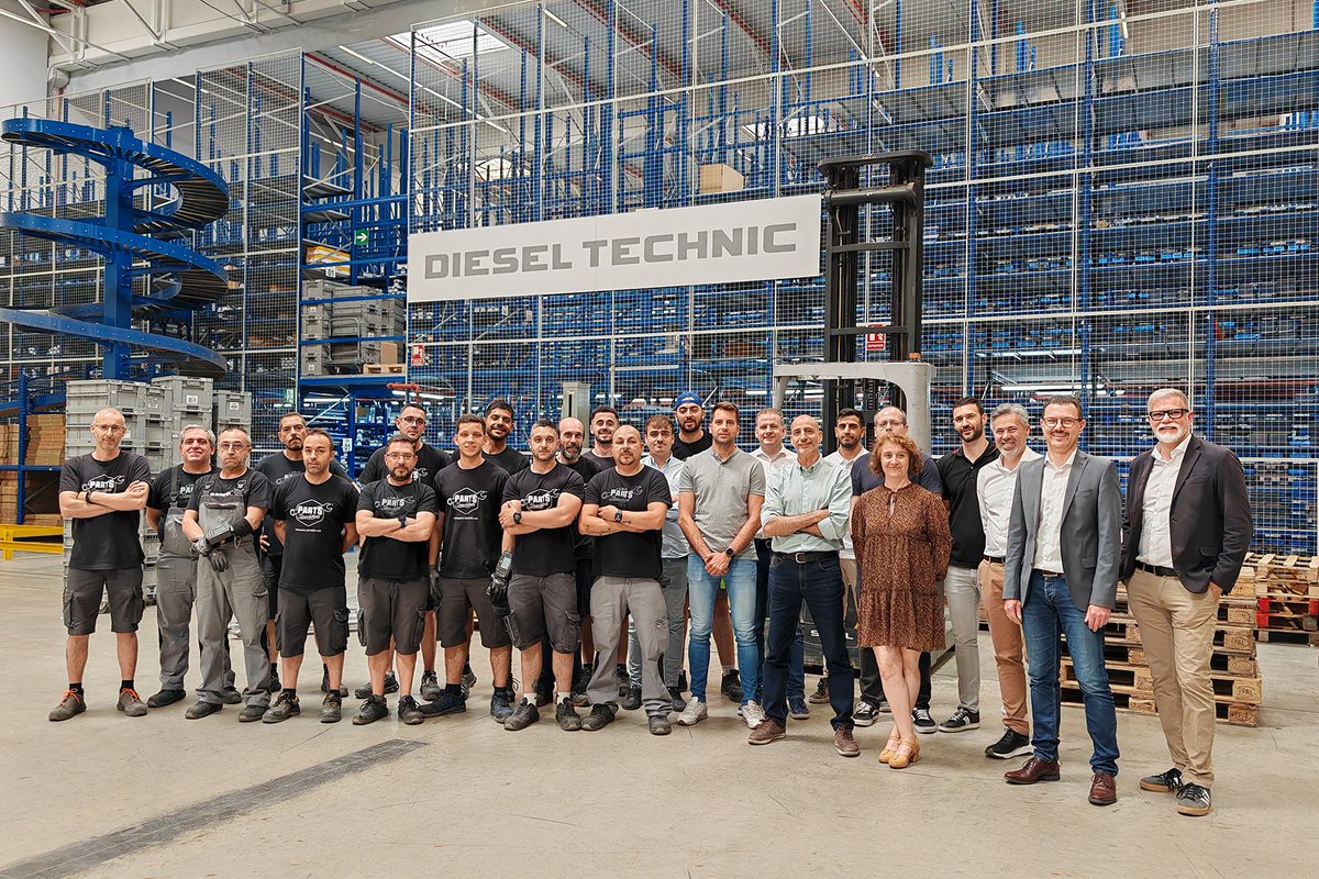 dieseltechnic's tweet image. 2️⃣0️⃣años de Diesel Technic Iberia 🚛
Dos décadas de liderazgo y espíritu pionero en la Península Ibérica 🇪🇸🇵🇹
Desde 2005, de un pequeño equipo a un centro logístico de vanguardia con +30.000 referencias. Digitalización, servicio y cercanía al cliente💪
t1p.de/fkffq