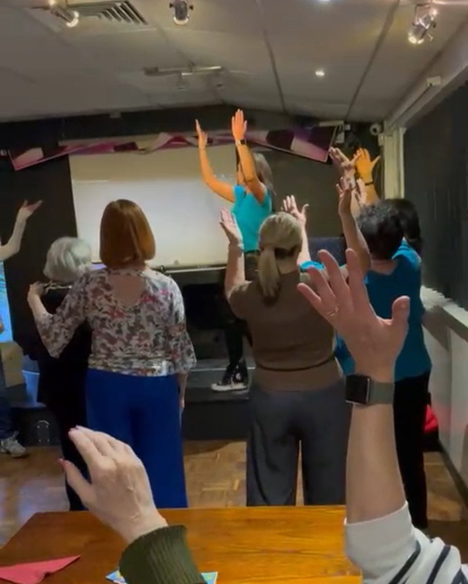 kitty short tweet media