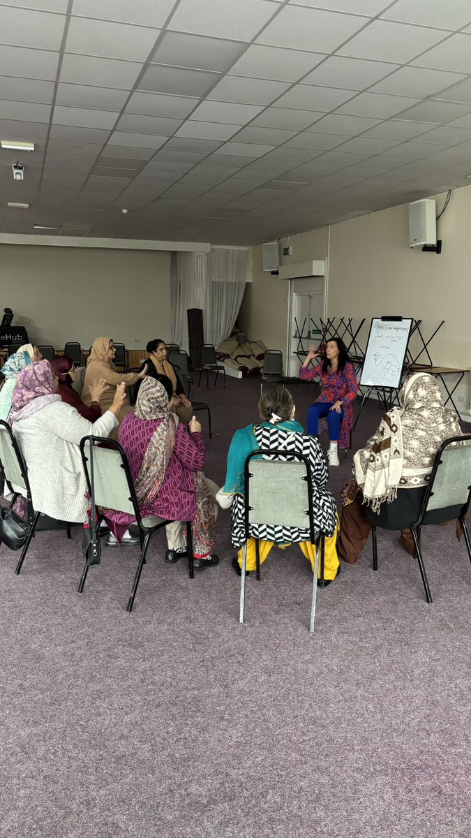 kitty short tweet media