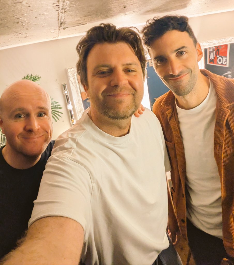 D_C_W's tweet image. Brilliant first leg of the @FootballCliches tour at @KomediaBrighton 

Great crowd at a great venue and some very intense HHG afterwards 

Cardiff, see you very shortly