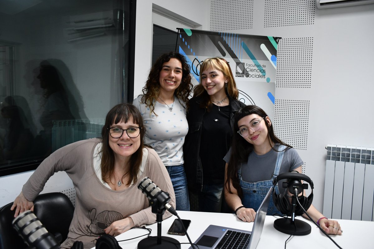 [#AHORA]  Entrevista en el estudio con Victoria Yasky y Lucia Ortiz de la banda de Zona Sur “Viccia”

🎧Se presentan el viernes 17 de octubre en el Centro Cultural Metamorfosis

📻Seguí la entrevista en vivo por: radioconurbana.unlz.edu.ar/wordpress/
