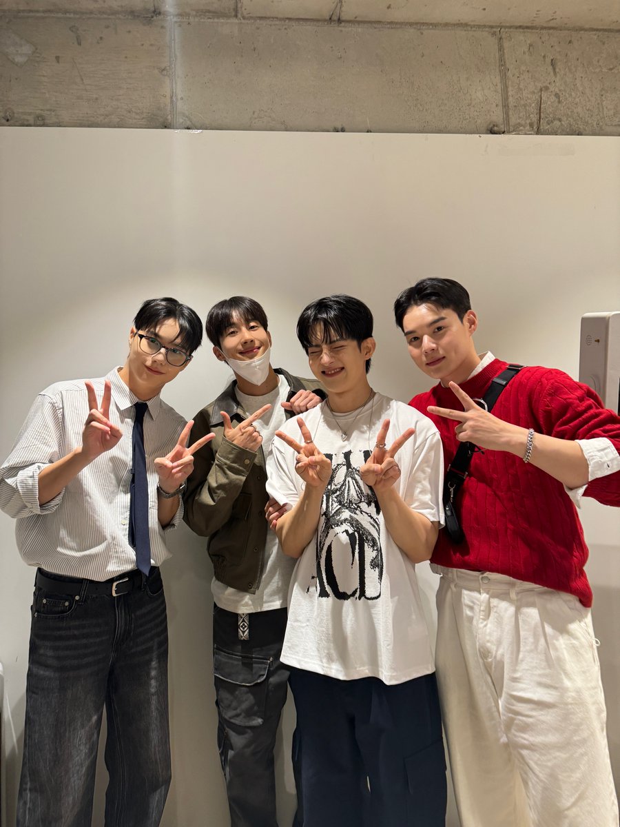 jsy_jsb45's tweet photo. 241009 #정수빈 🫧 https://t.co/EHM0XOgmlN