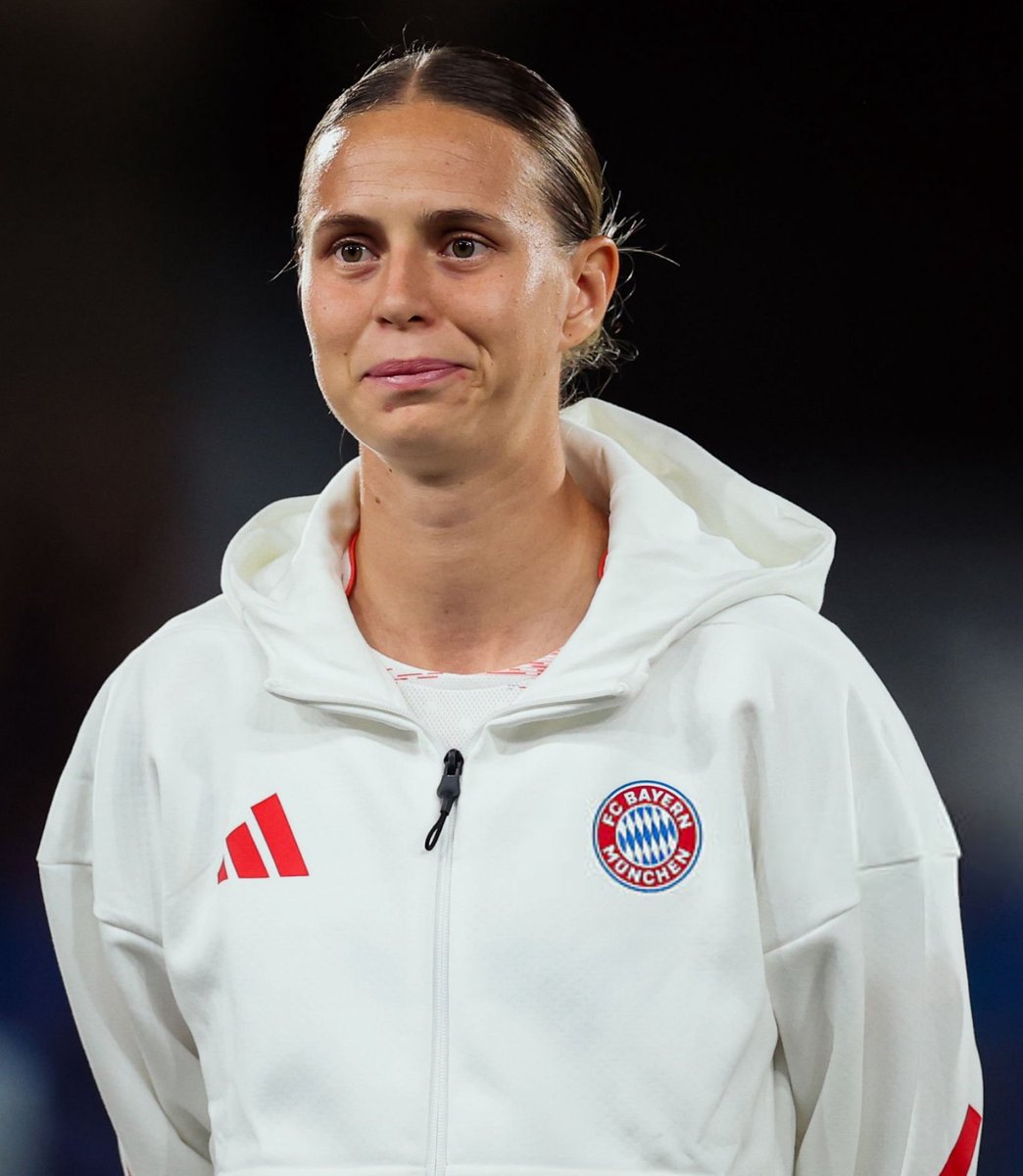 🗣️ Klara Bühl on Barcelona’s summer interest: “I’m proud that the club was interested in a player like me. It’s a new season, and we’ll see what the future holds.”