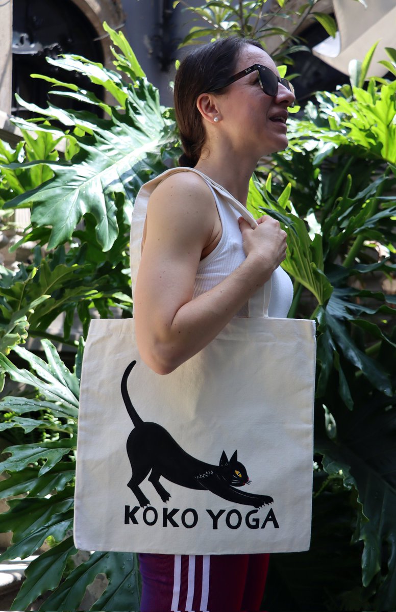 Gatitos que nos enseñan sobre yoga.
Para Koko Yoga.
#yogalife #gato #ilustracion 
#kokoyoga #yoga
#totebag #totebagsliterarias
#CiudadDeMéxico