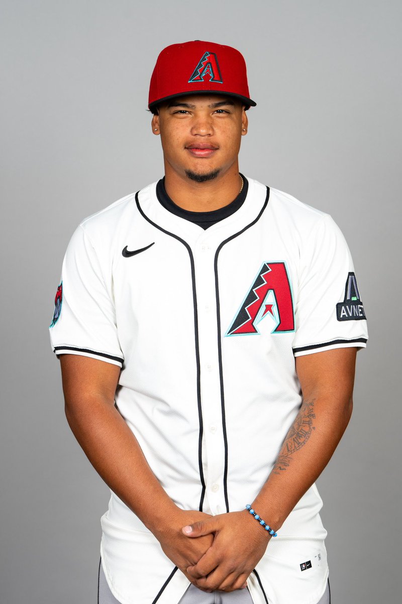 ベネズエラの Cardenales de Lara 。オリジナルの公式ゲーム。 BAT SOFTBOL