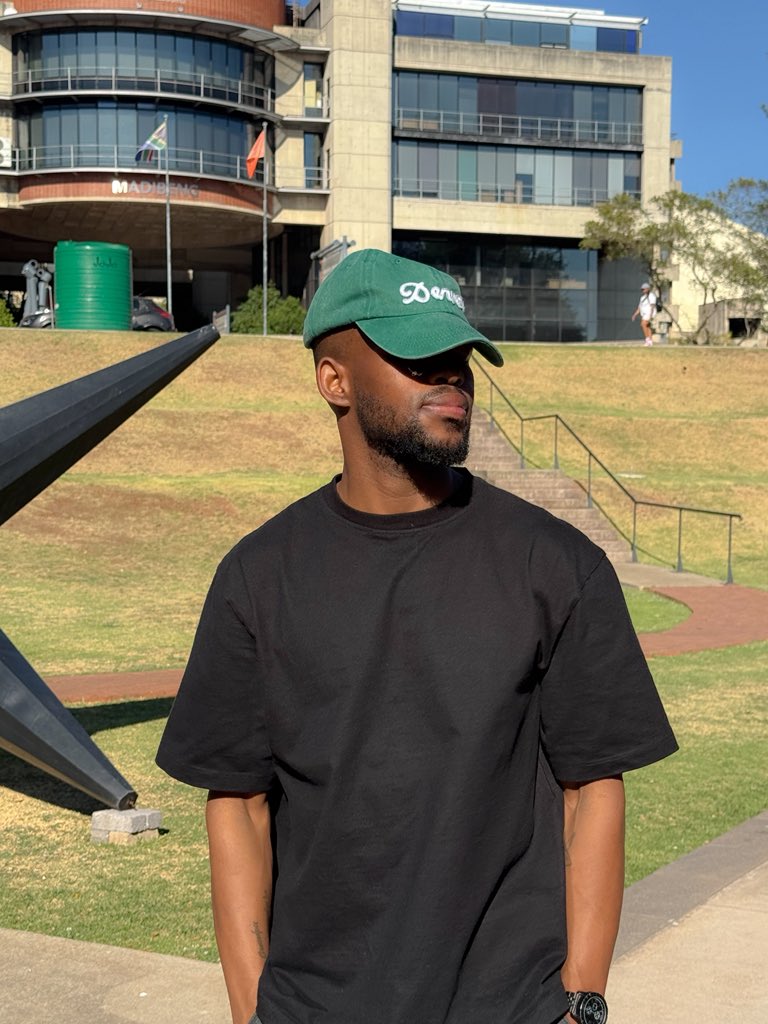 siphamandla tweet media